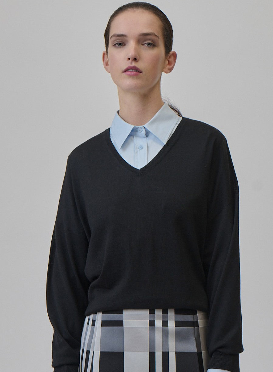 Ultralight Cashmere and Silk Sweater — Lorena Antoniazzi (2)