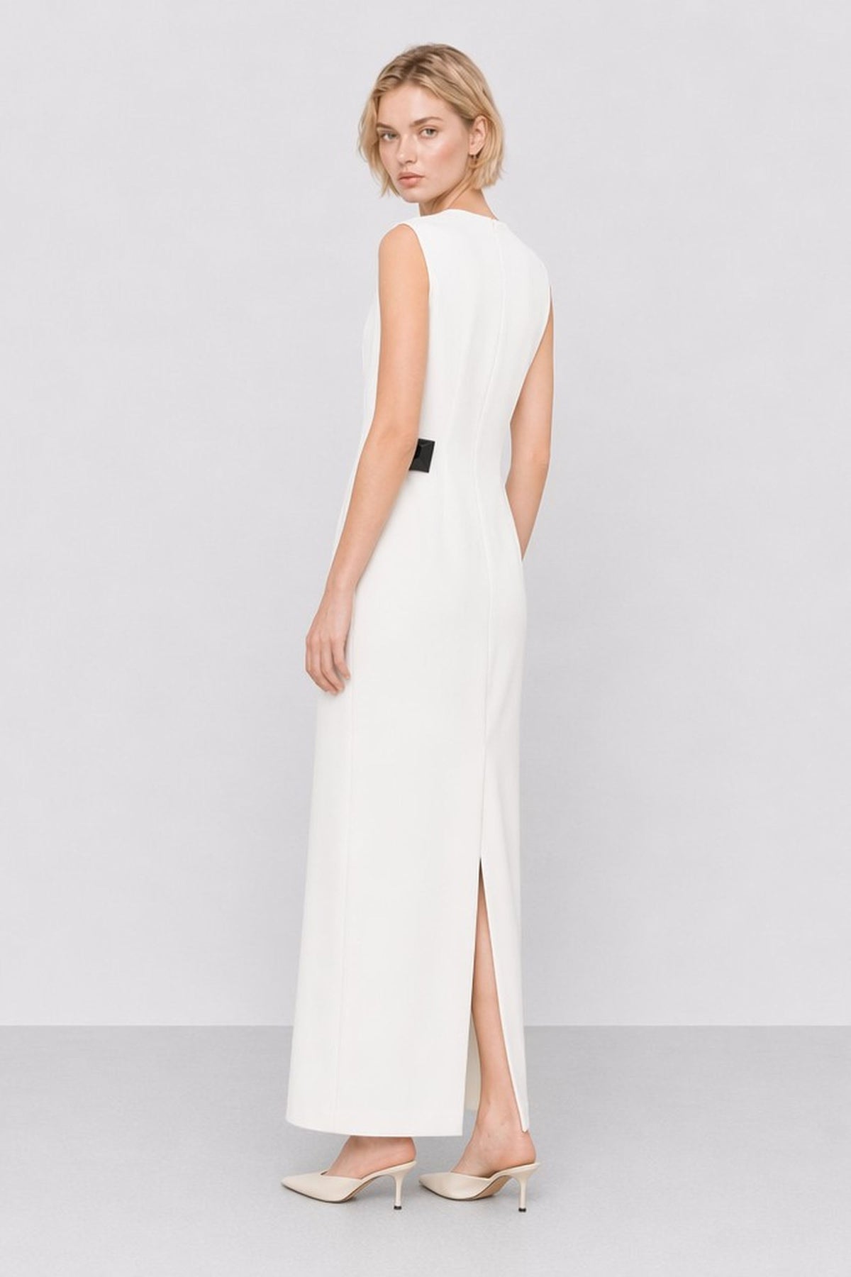 Leonor Sleeveless Belted Dress — Kocca (3)