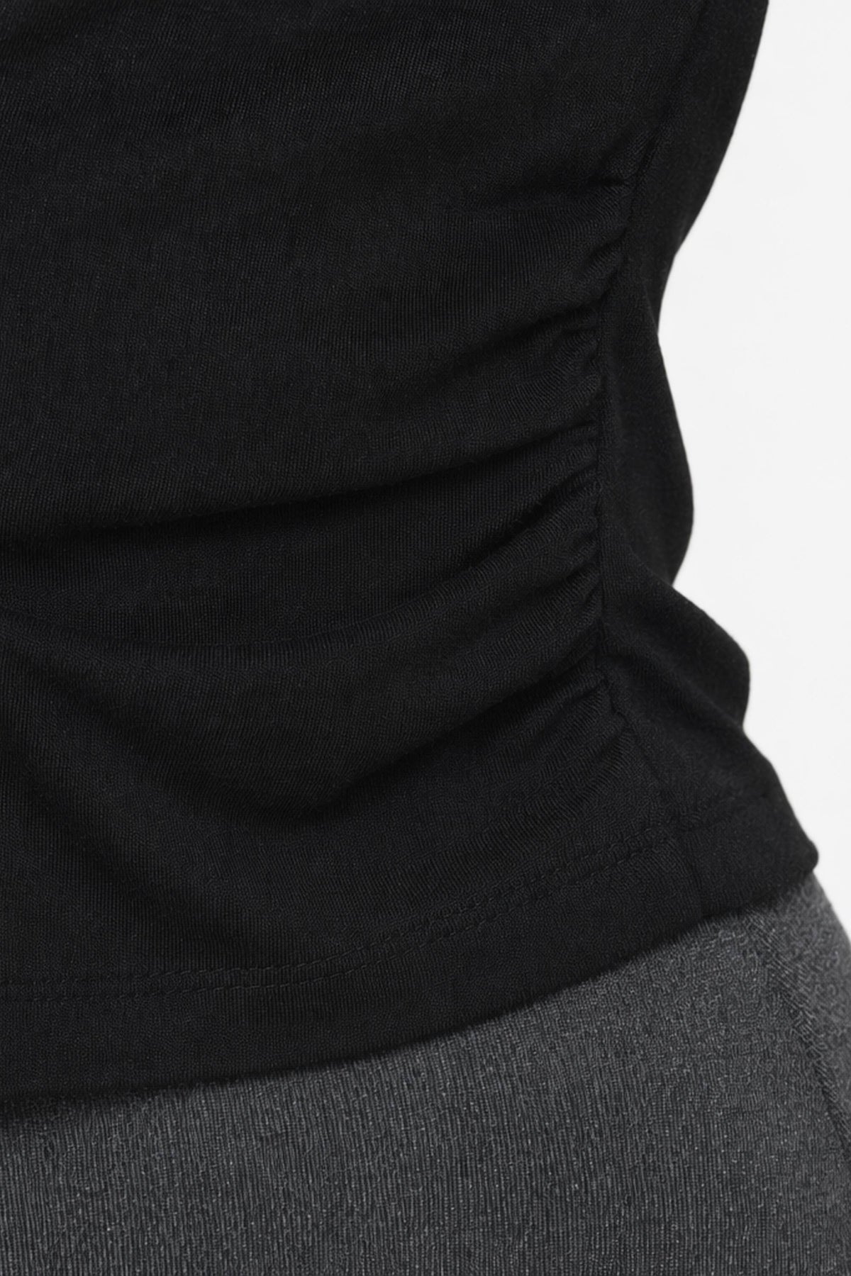 Celebrían Fitted Viscose Blouse in Black, view 4