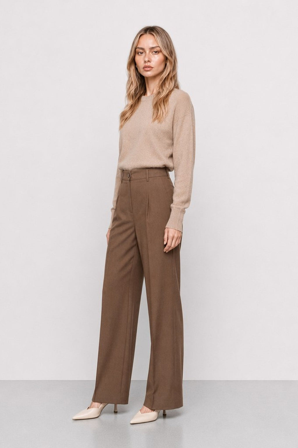 Hulbe Wide-Leg Trousers in Honey Brown, view 3
