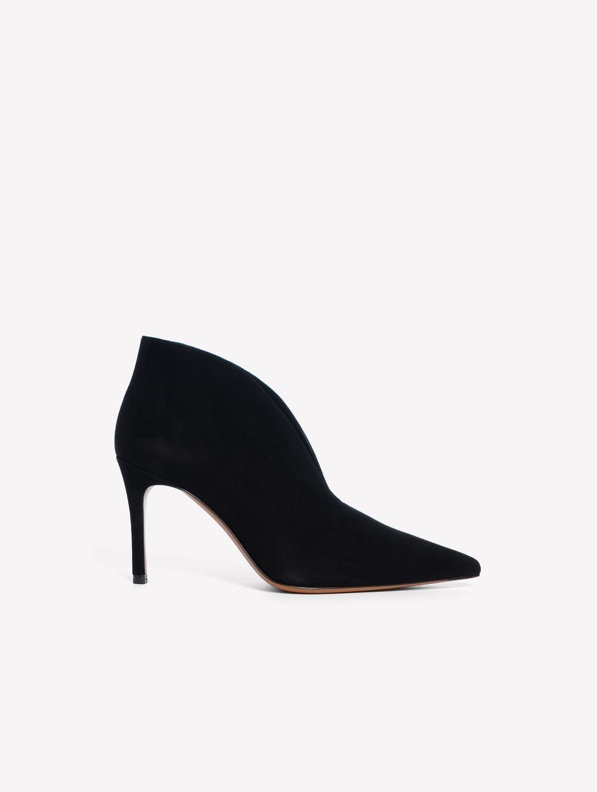Baria Suede Pumps in Black
