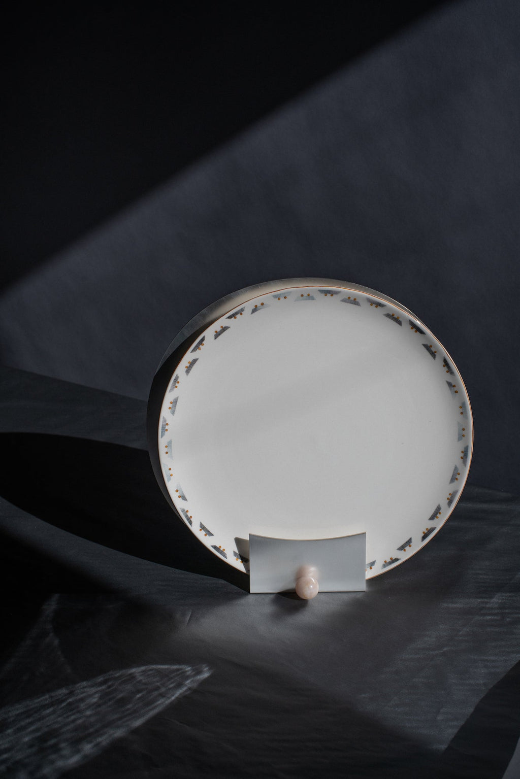 Metalia Chain Underplate — view 3