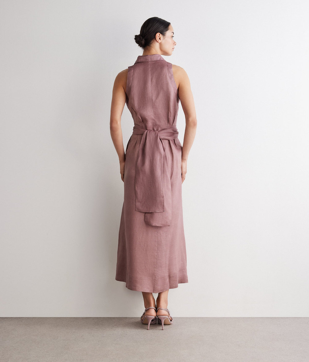Poise Crossover Linen Dress in Rosé dark, view 3