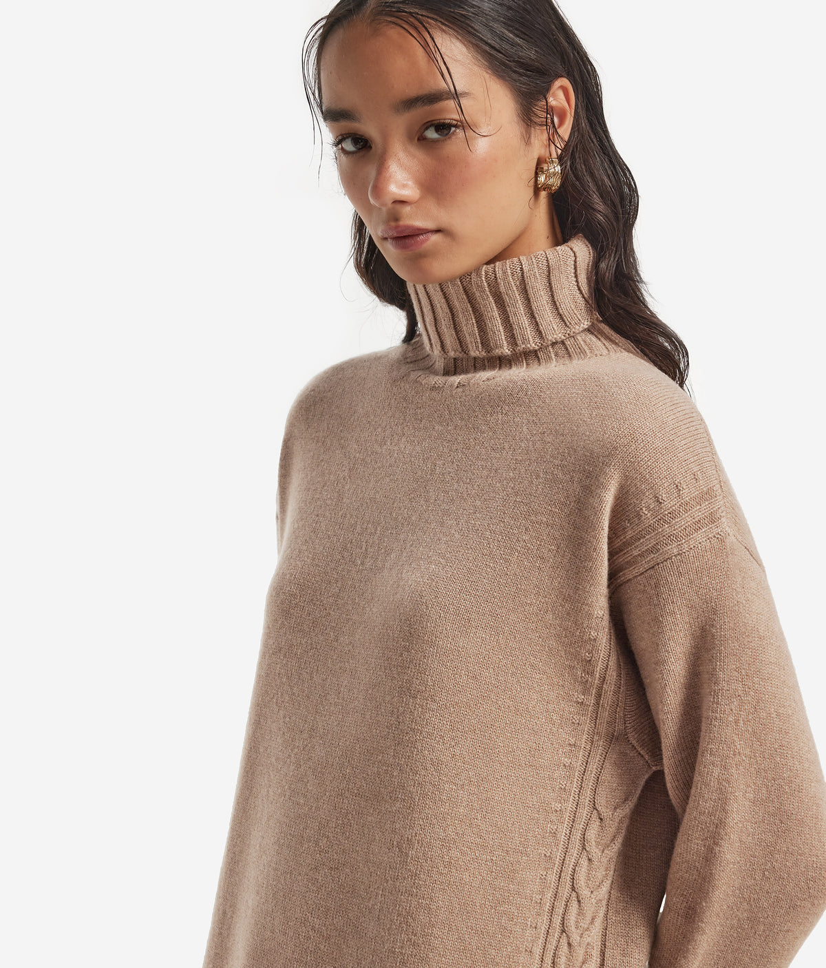 Column Cashmere Cable-Knit Dress in MELANGE WHEAT, view 4