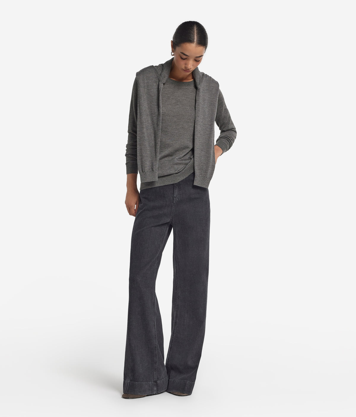 Column Cashmere Crewneck Sweater in Dark Grey Melange, primary view