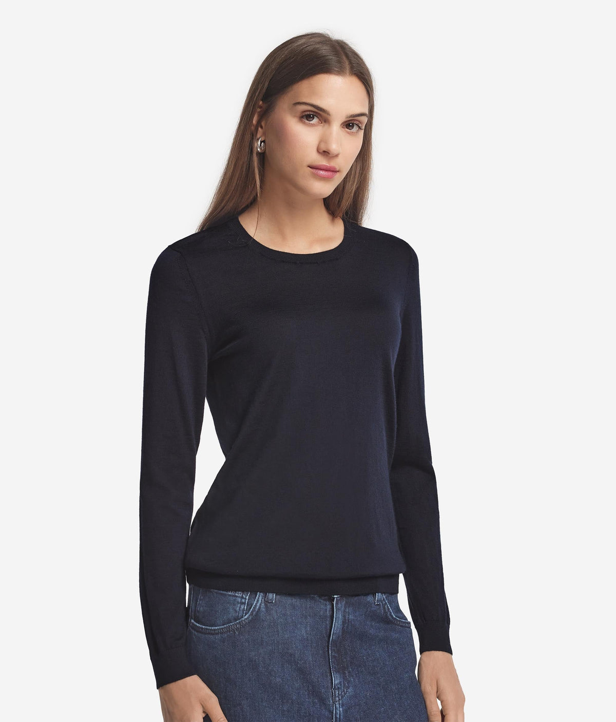 Column Cashmere Crewneck Sweater in Navy Blue, view 2