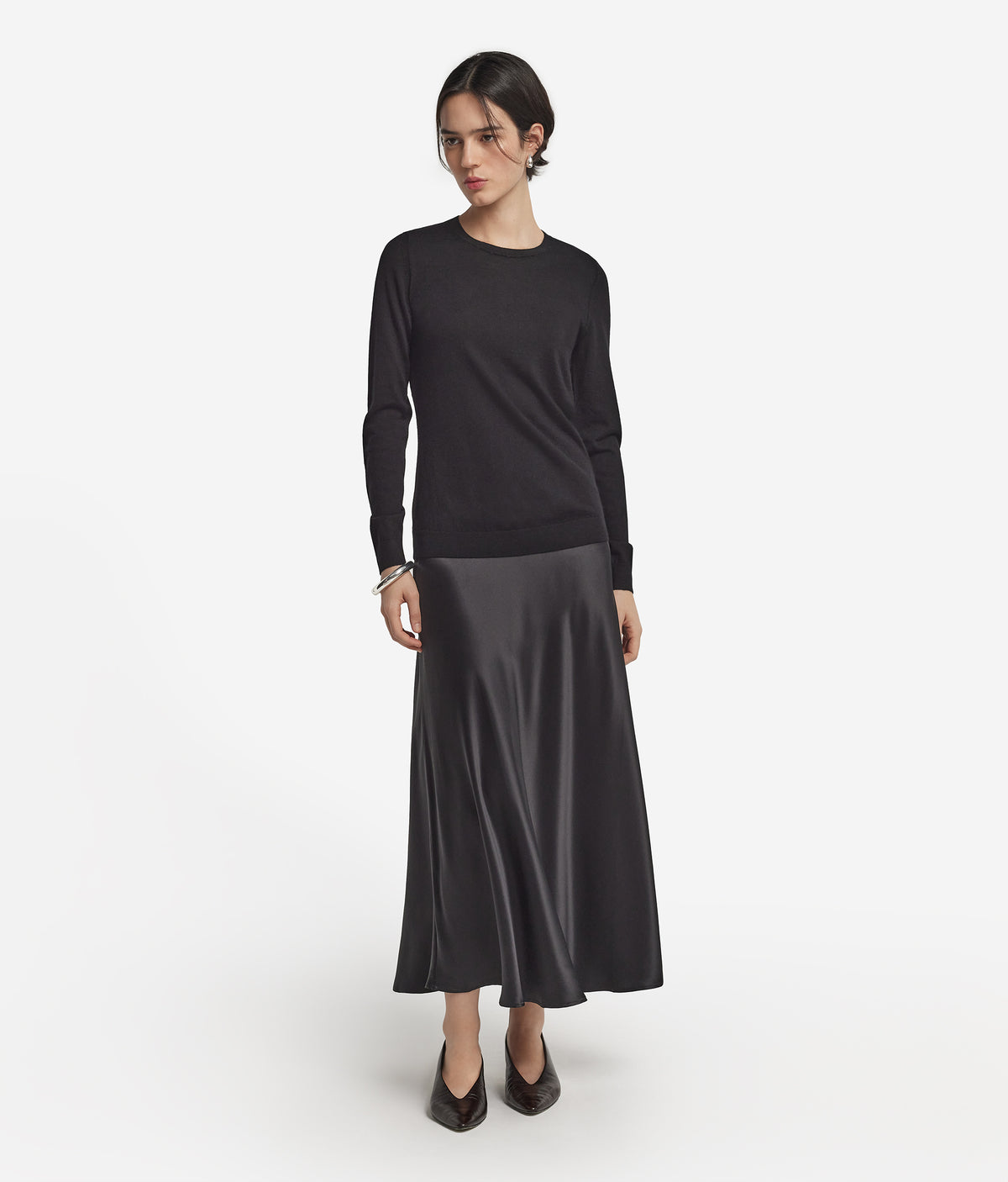 Column Cashmere Crewneck Sweater in Black, primary view