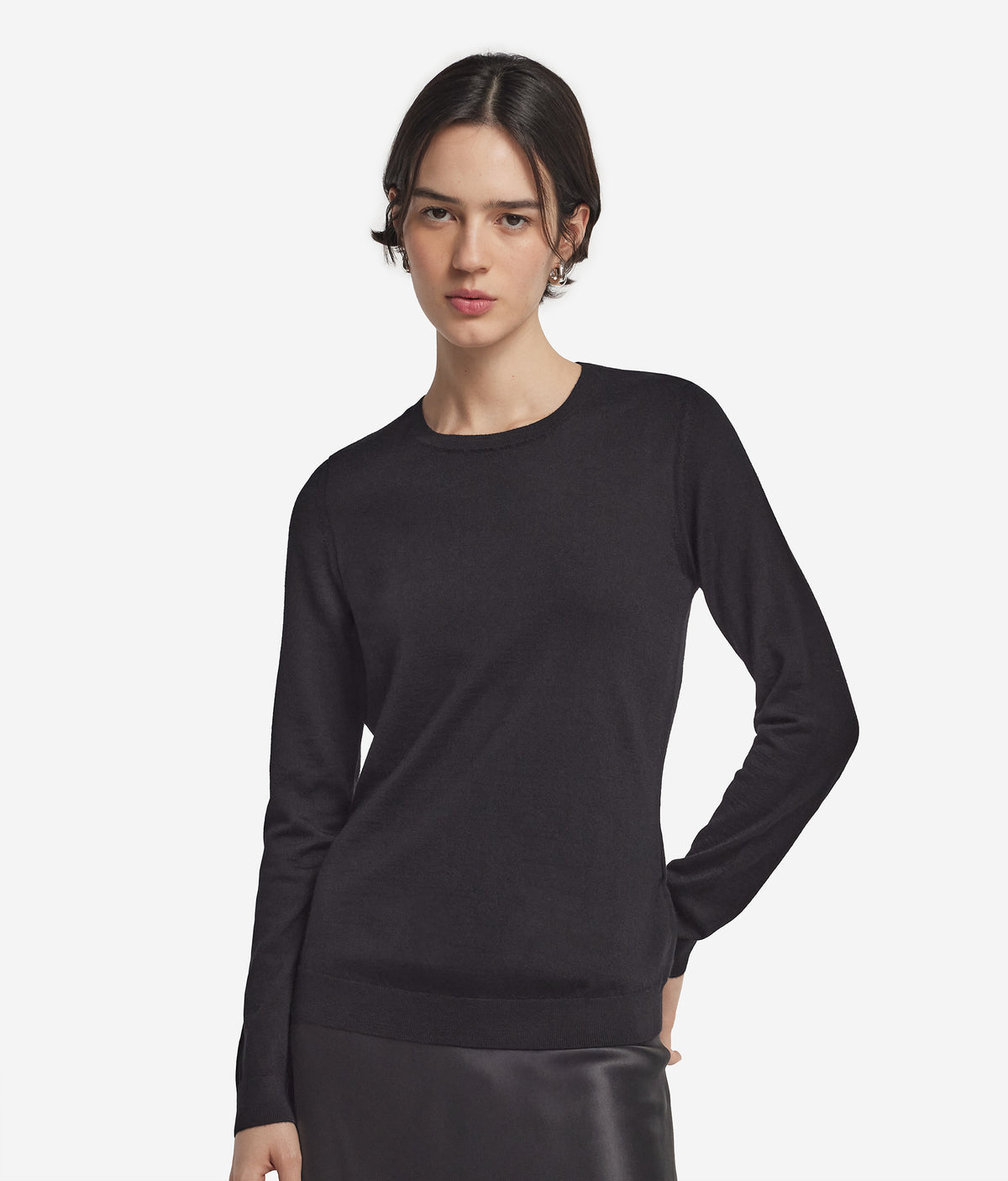 Column Cashmere Crewneck Sweater in Black, view 2
