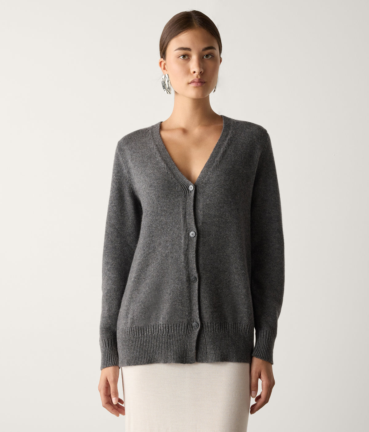 Form Varied-Rib Cashmere Cardigan with Slits in Dark Grey Melange, view 2
