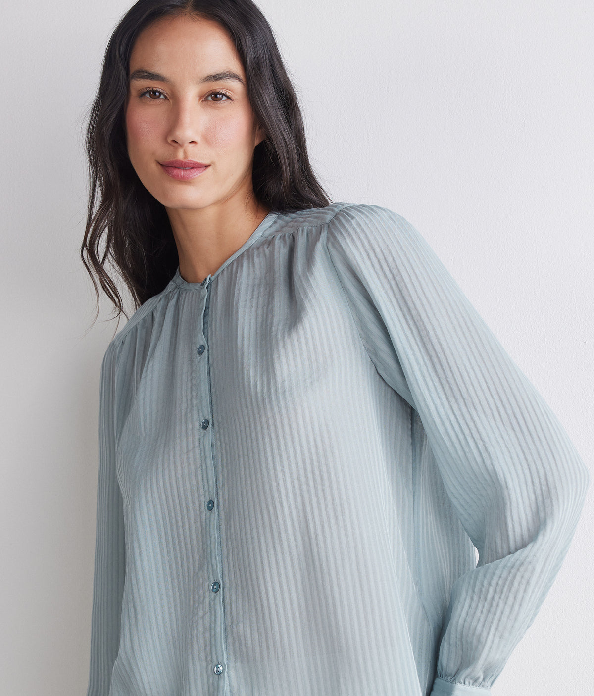 Column Embossed Silk and Cotton Muslin Blouse in Aquamarine, view 4