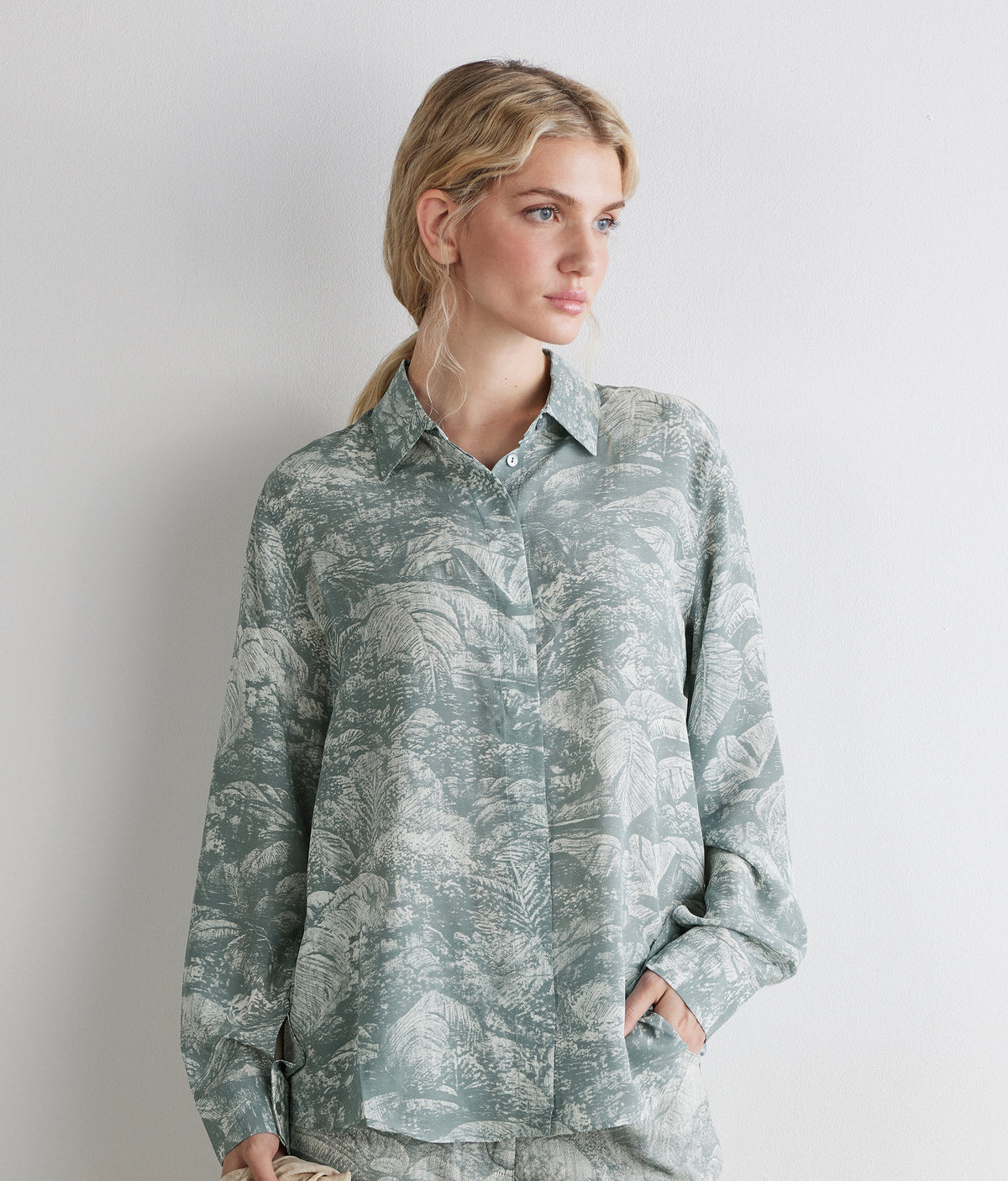 Drift Printed Silk Collared Shirt in Dark aquamarine jacquard, primary view
