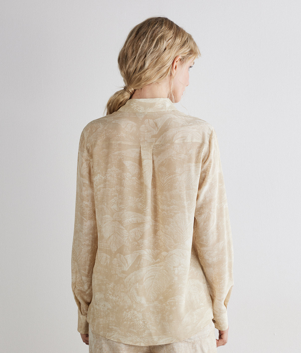 Drift Printed Silk Collared Shirt in Cord jacquard, view 3