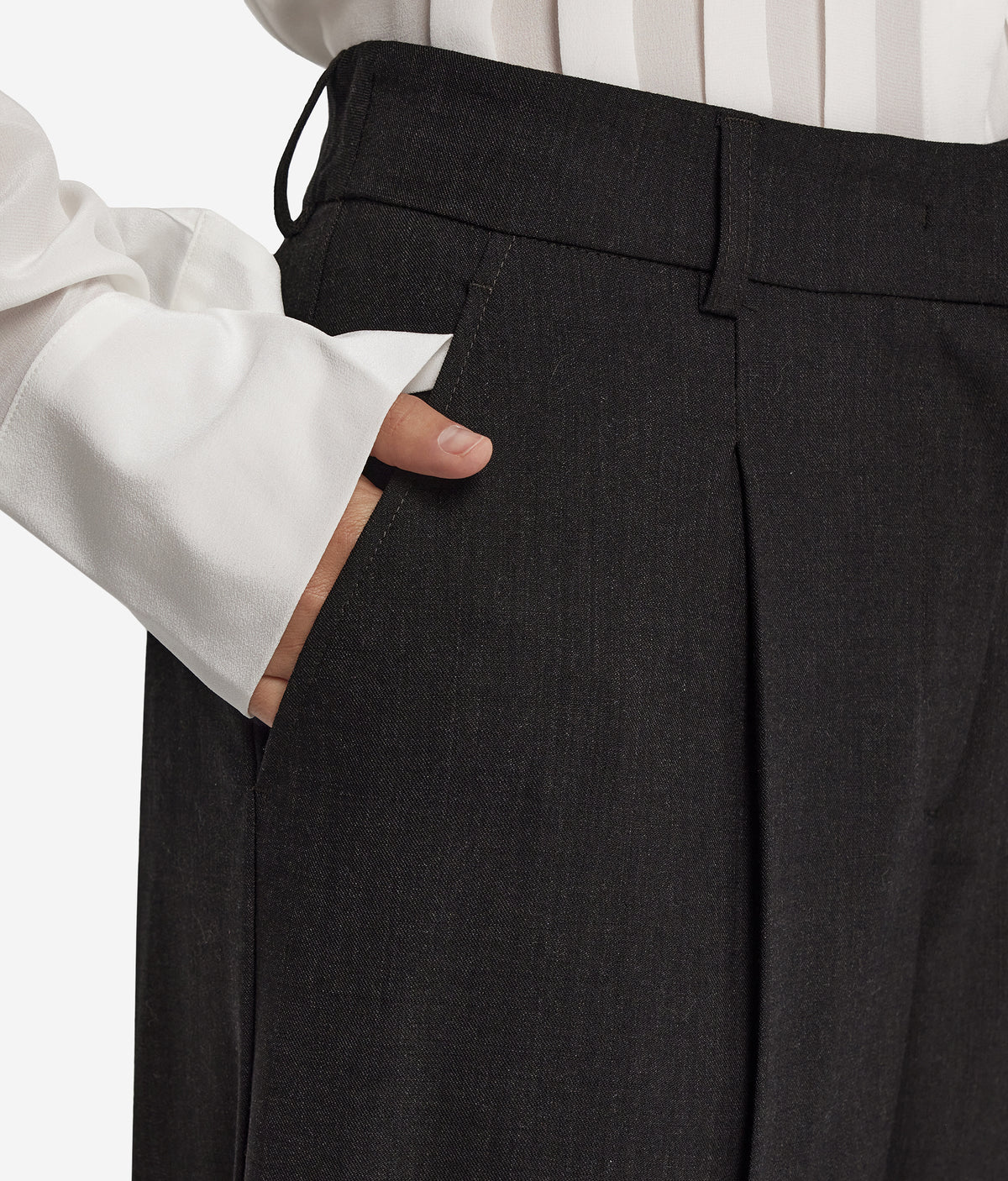 Fold Wool Wide-Leg Pleated Pants in Dark Chocolate Melange, view 4
