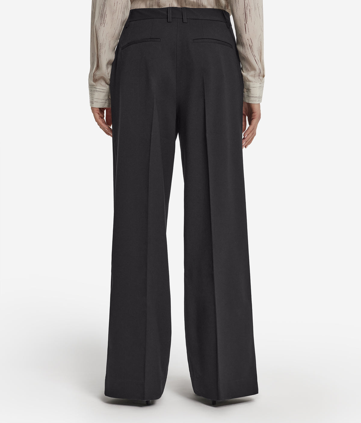 Fold Wool Wide-Leg Pleated Pants in Black, view 3
