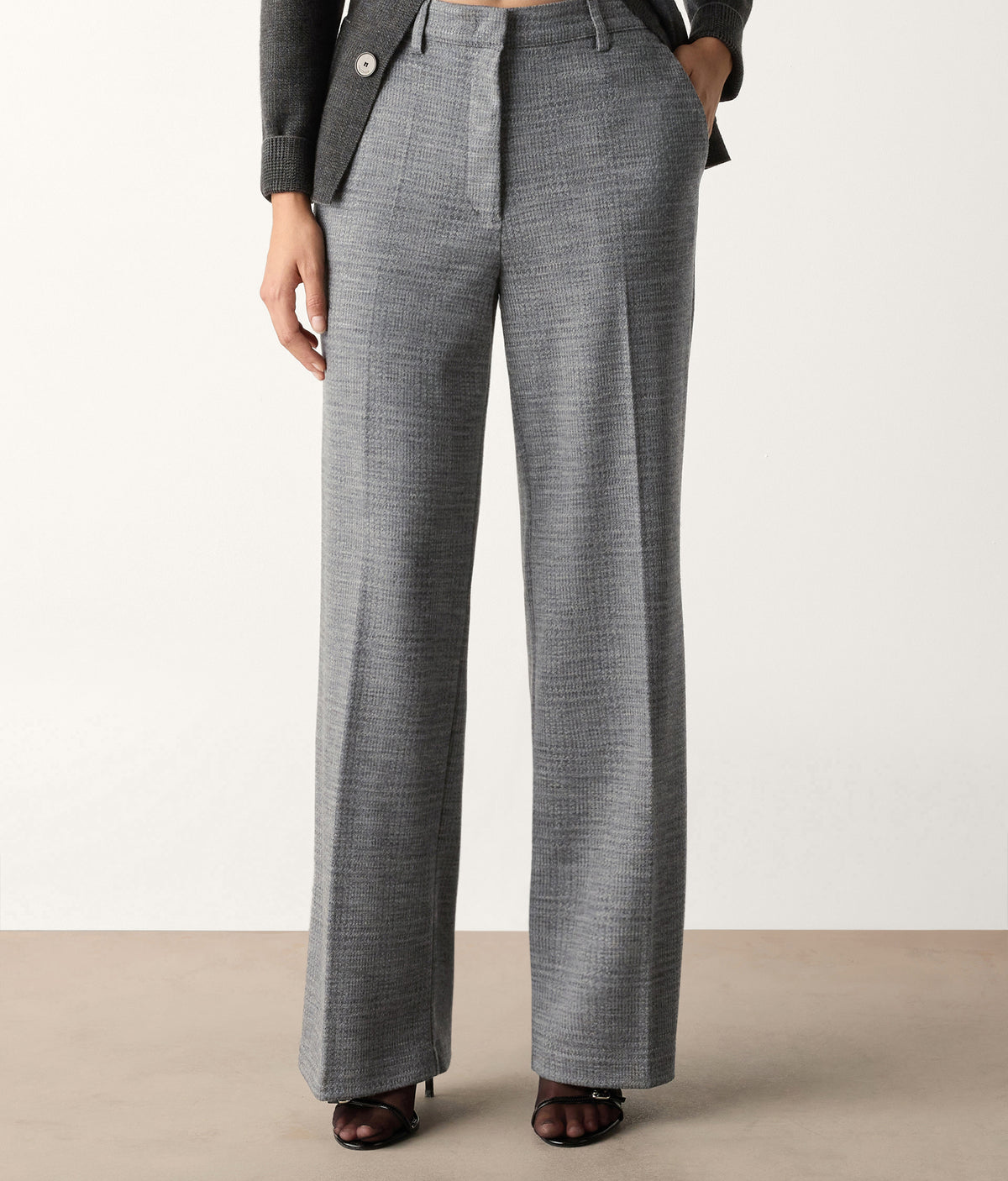 Frame Houndstooth Wool Jersey Straight-Leg Pants in Grey, view 2