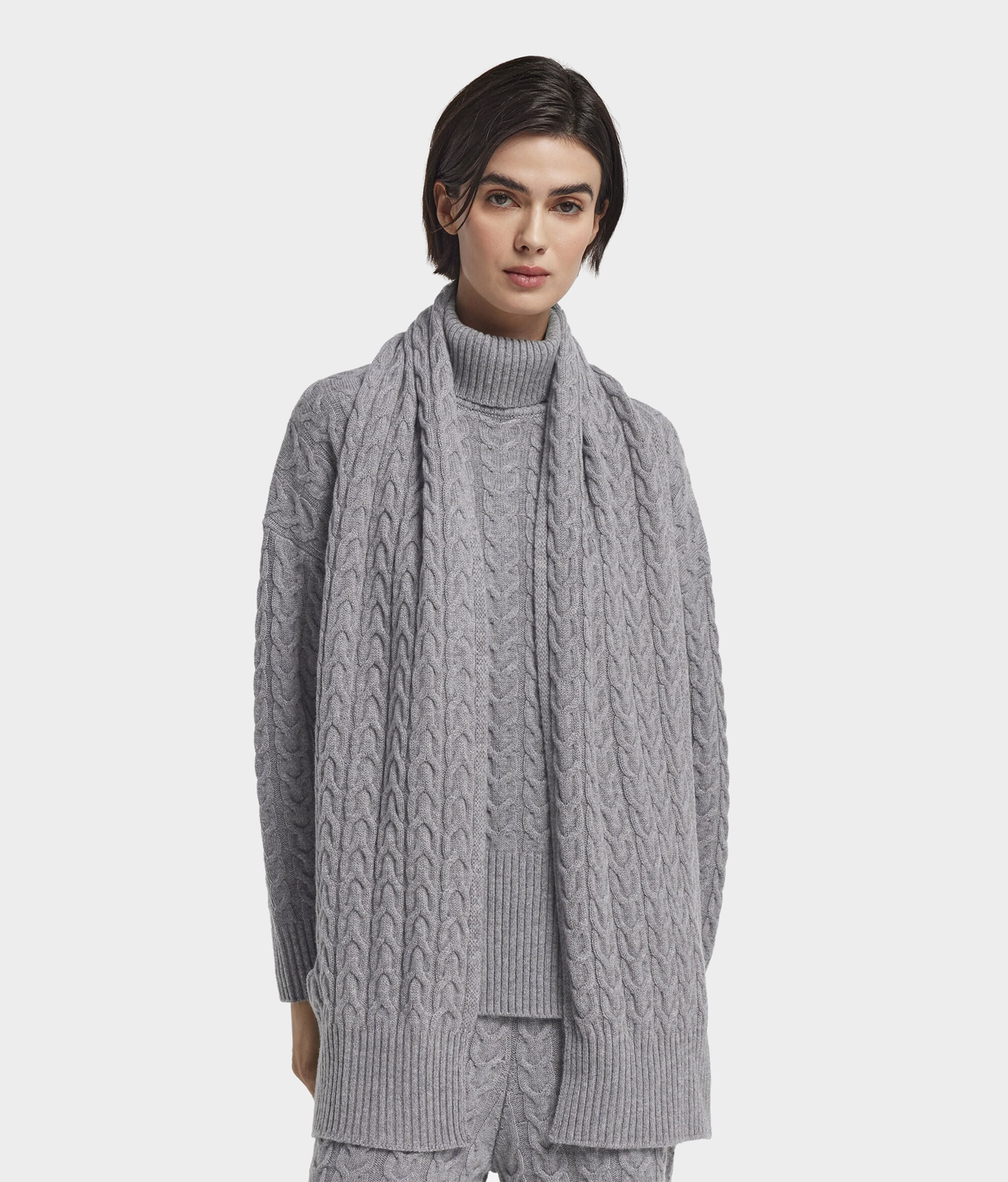 Ultrasoft Cashmere Cable-Knit Scarf in Gray Heather, view 3