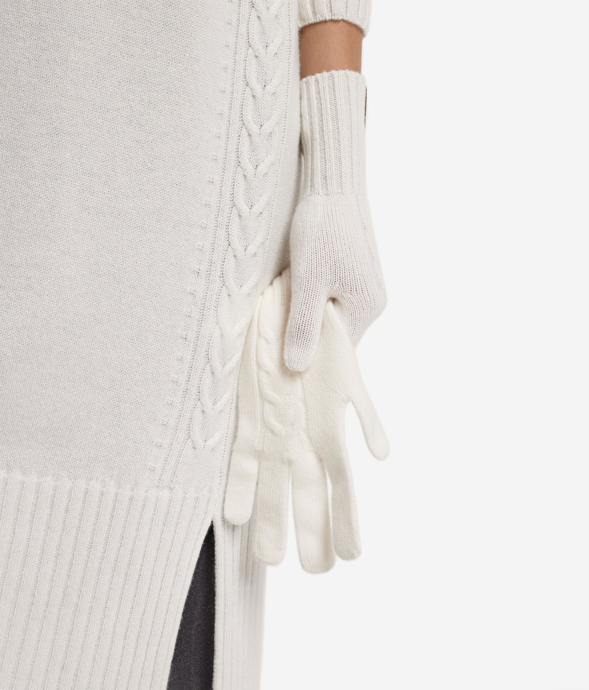 Ultrasoft Cashmere Cable-Knit Gloves in Bow, view 3