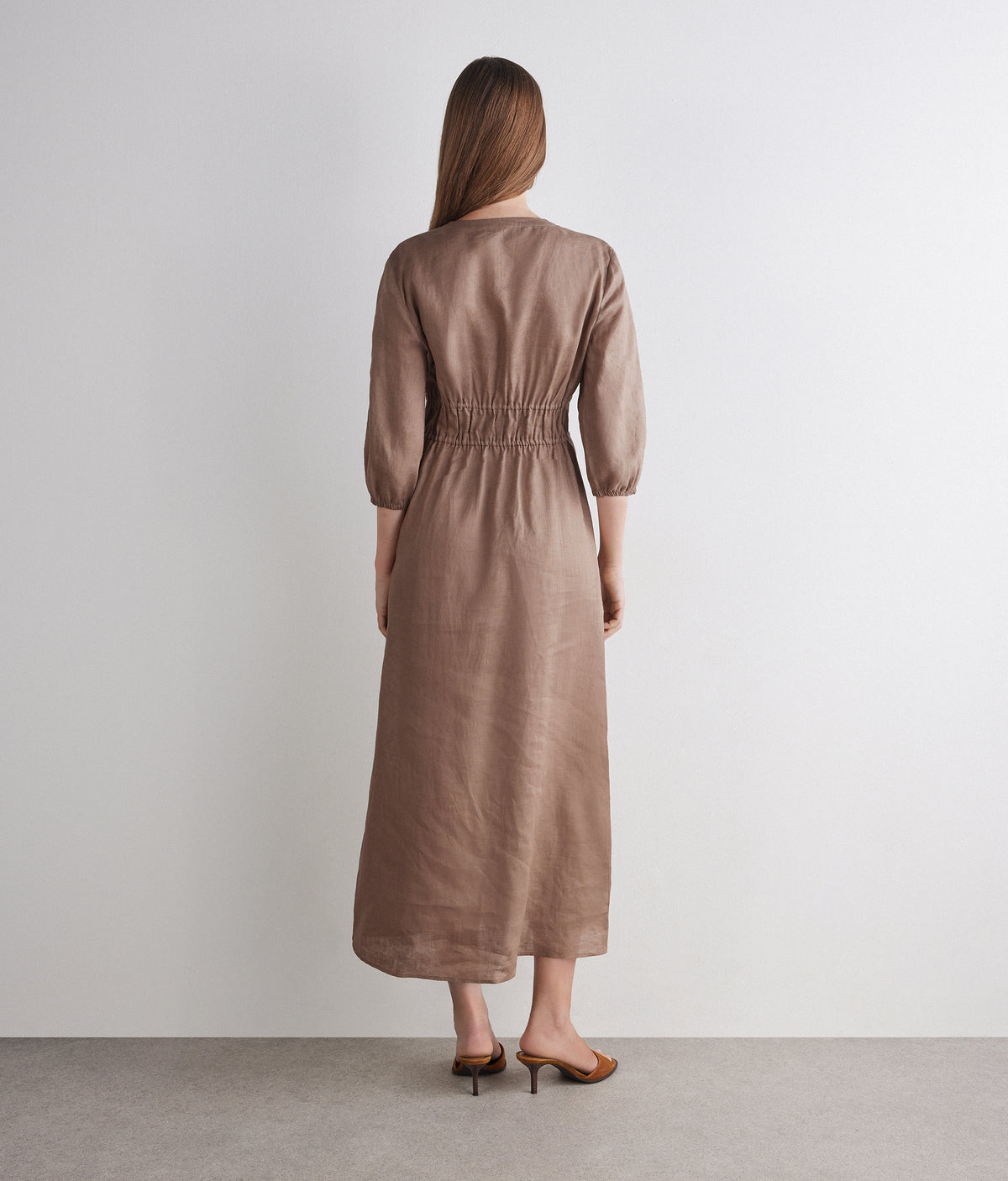 Form Linen Midi Dress with Drawstring Waist in WHEAT, view 3