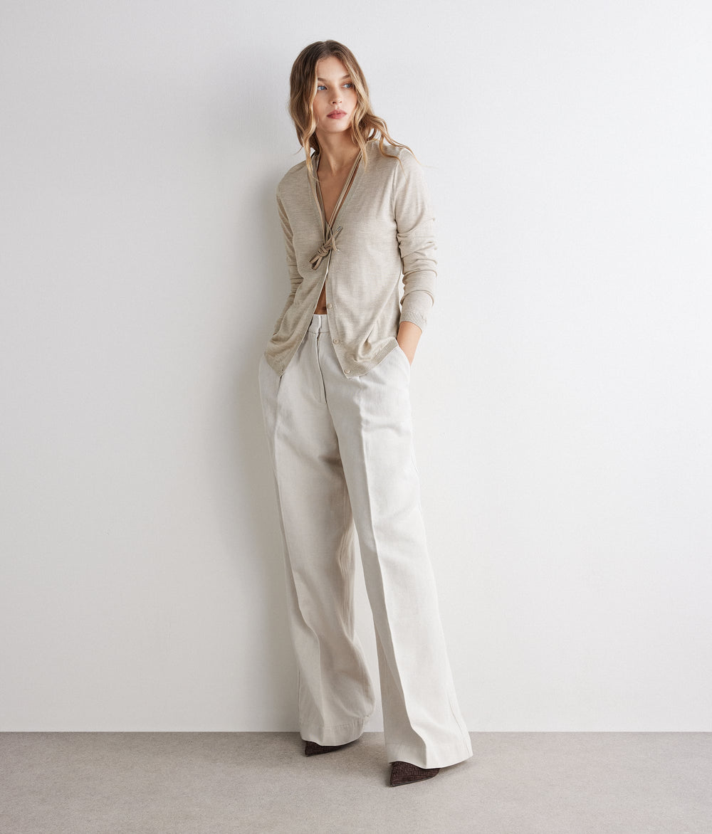 Fold Cashmere and Silk V-Neck Cardigan in Stone, primary view [fp-color:stone]