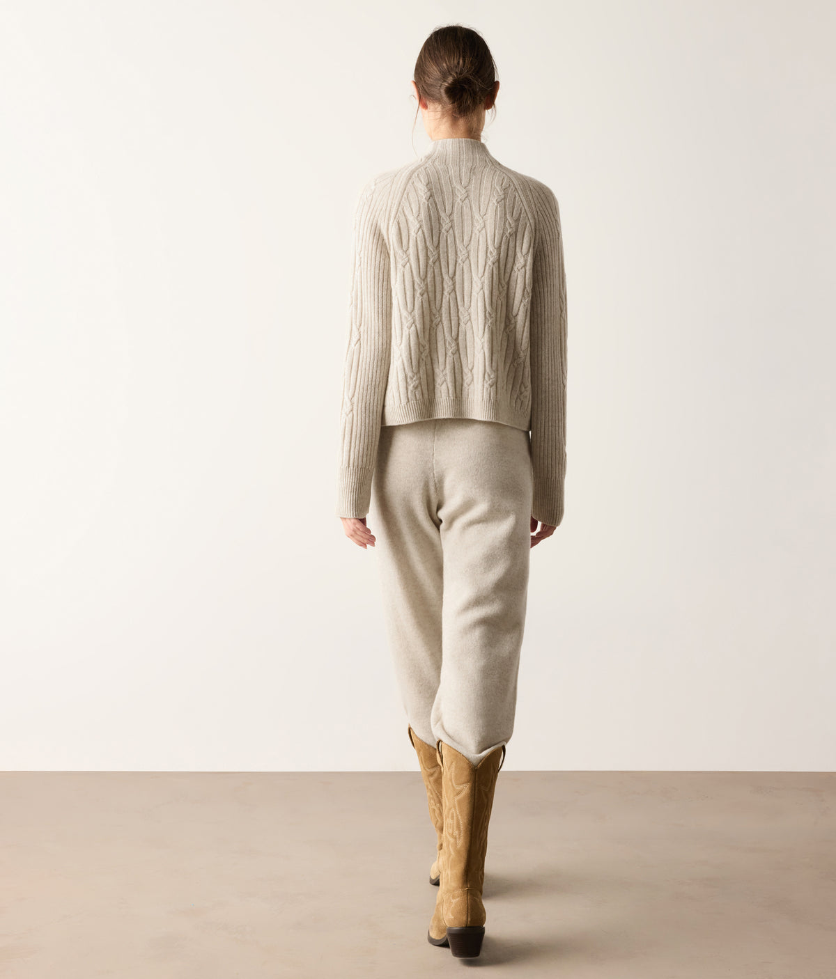 Frame Ribbed Cable-Knit Cashmere Cardigan in Stone, view 3