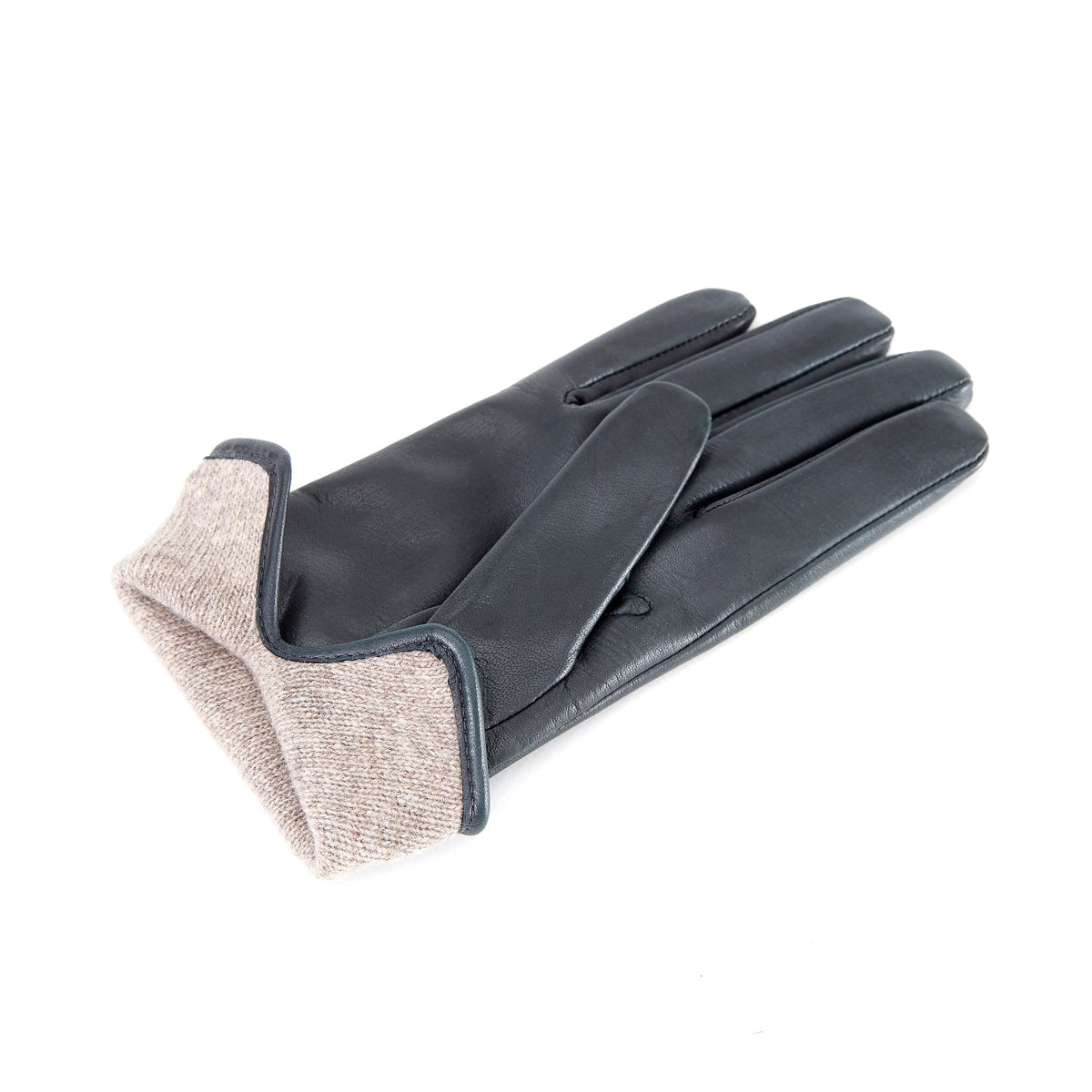 Form Classic Nappa Gloves in Grey, view 3