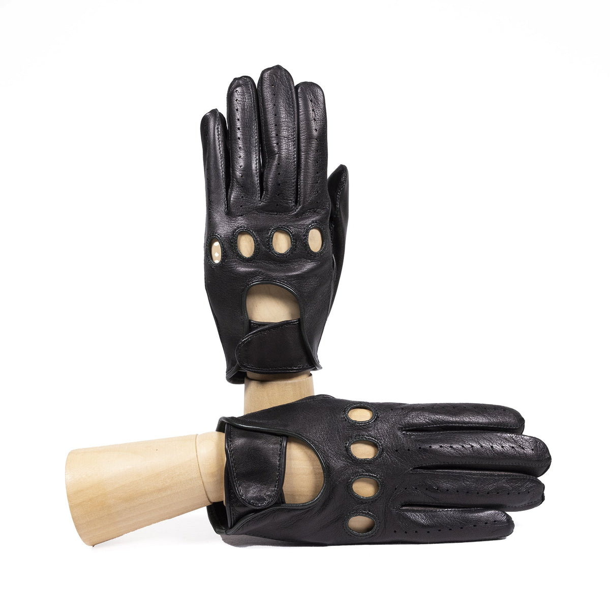 Form Nappa Driving Gloves in Black, primary view