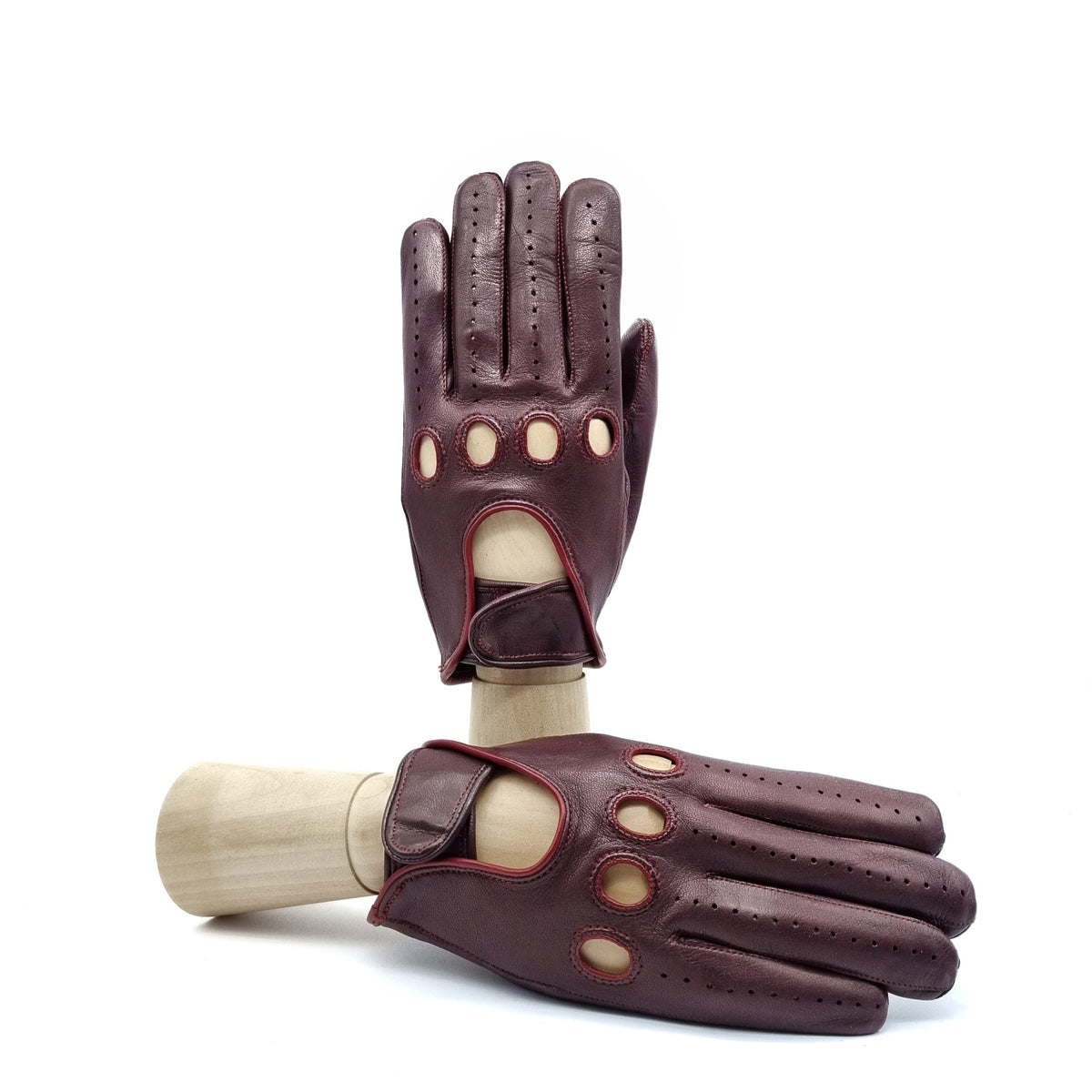 Form Nappa Driving Gloves in Bordeaux, primary view