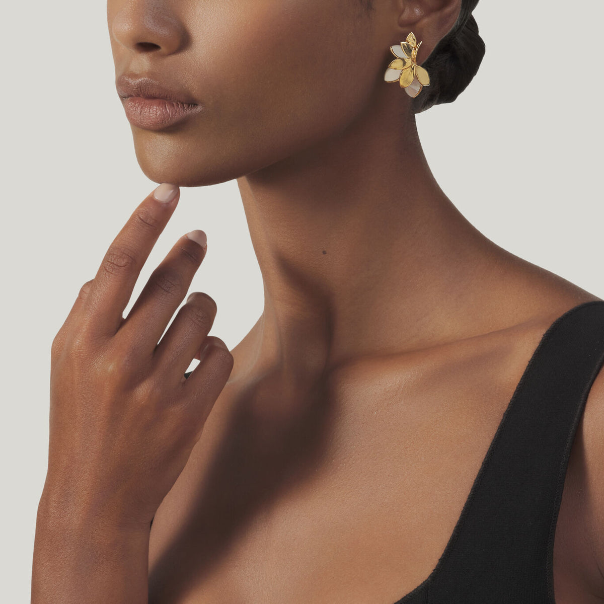 Halo Gold-Plated Silver and Mother-of-Pearl Earrings in Gold-plated silver, view 2