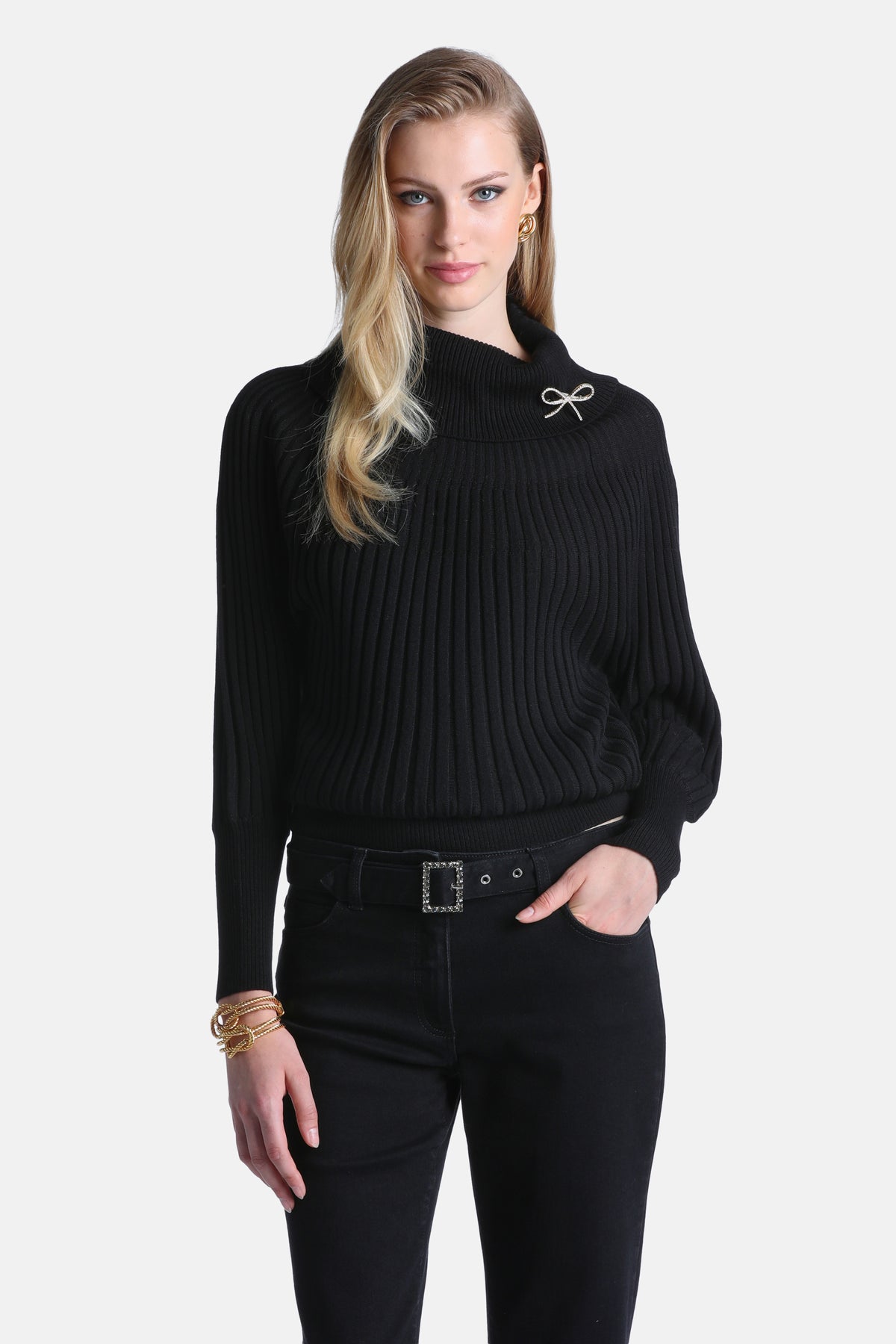 Murcia Raglan-Sleeve Turtleneck Sweater in Black, primary view