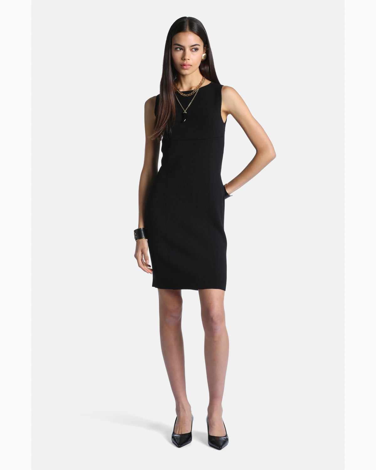 Elara Dress in black, view 4