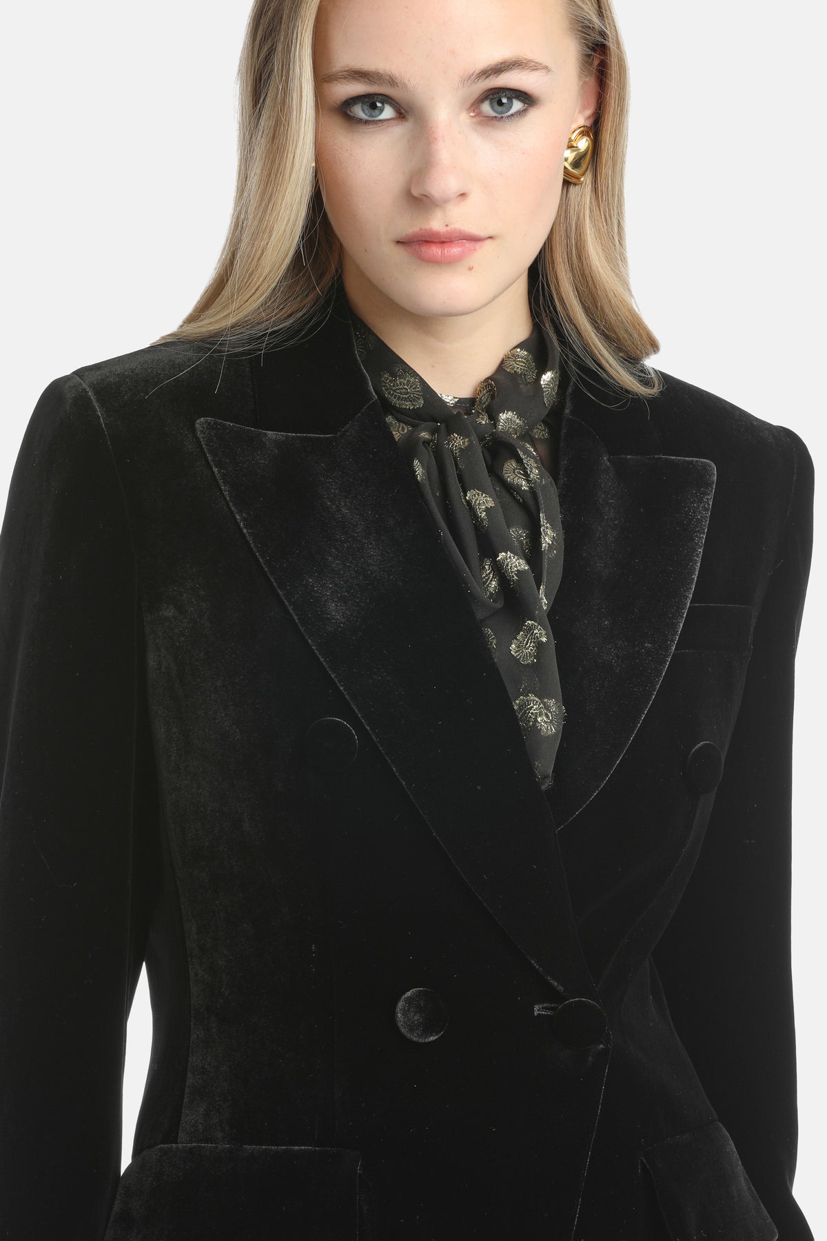Scaffale Velvet Jacket in Black, primary view