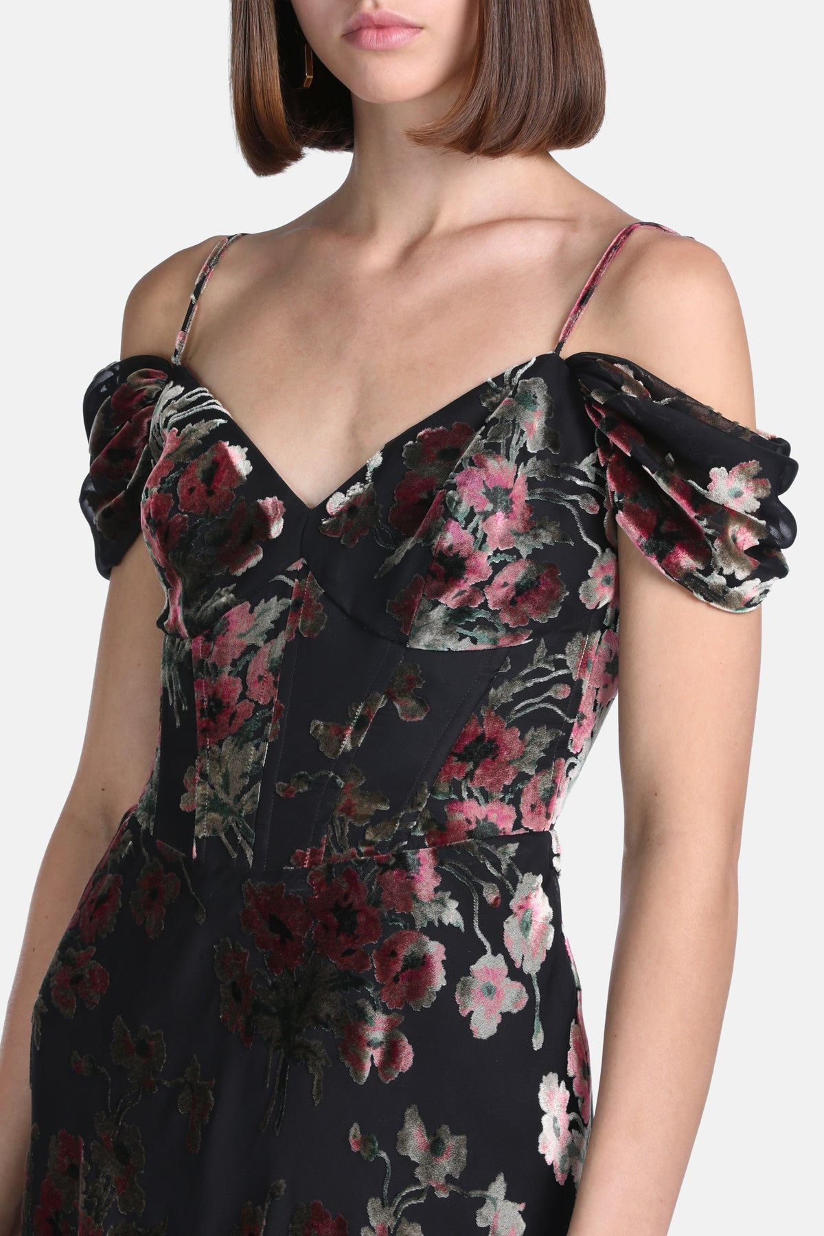 Generosita Jacquard Gown in Black-Pink, view 3