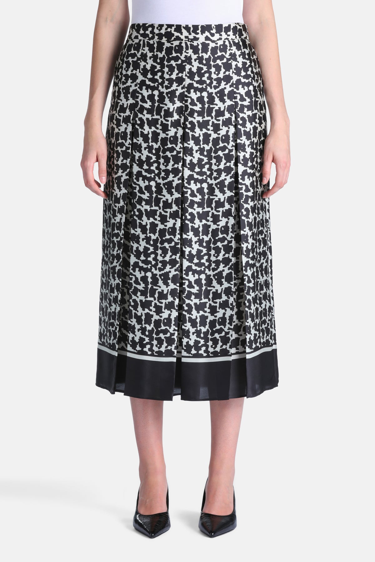 Fulvia Optical-Effect Pleated Skirt in Black-White Print, primary view