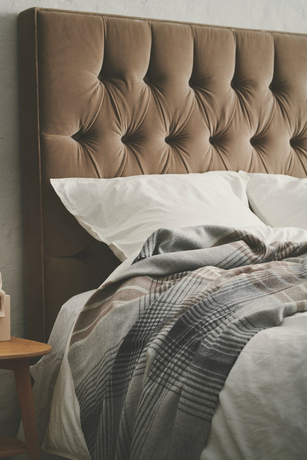 Bogota Throw in Classic Grey, view 4