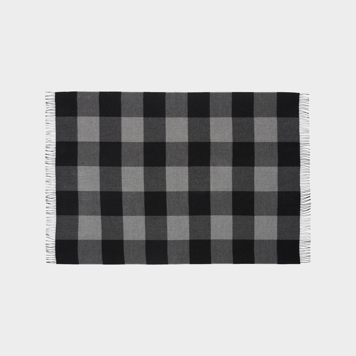 Caracas Throw in Black, view 3