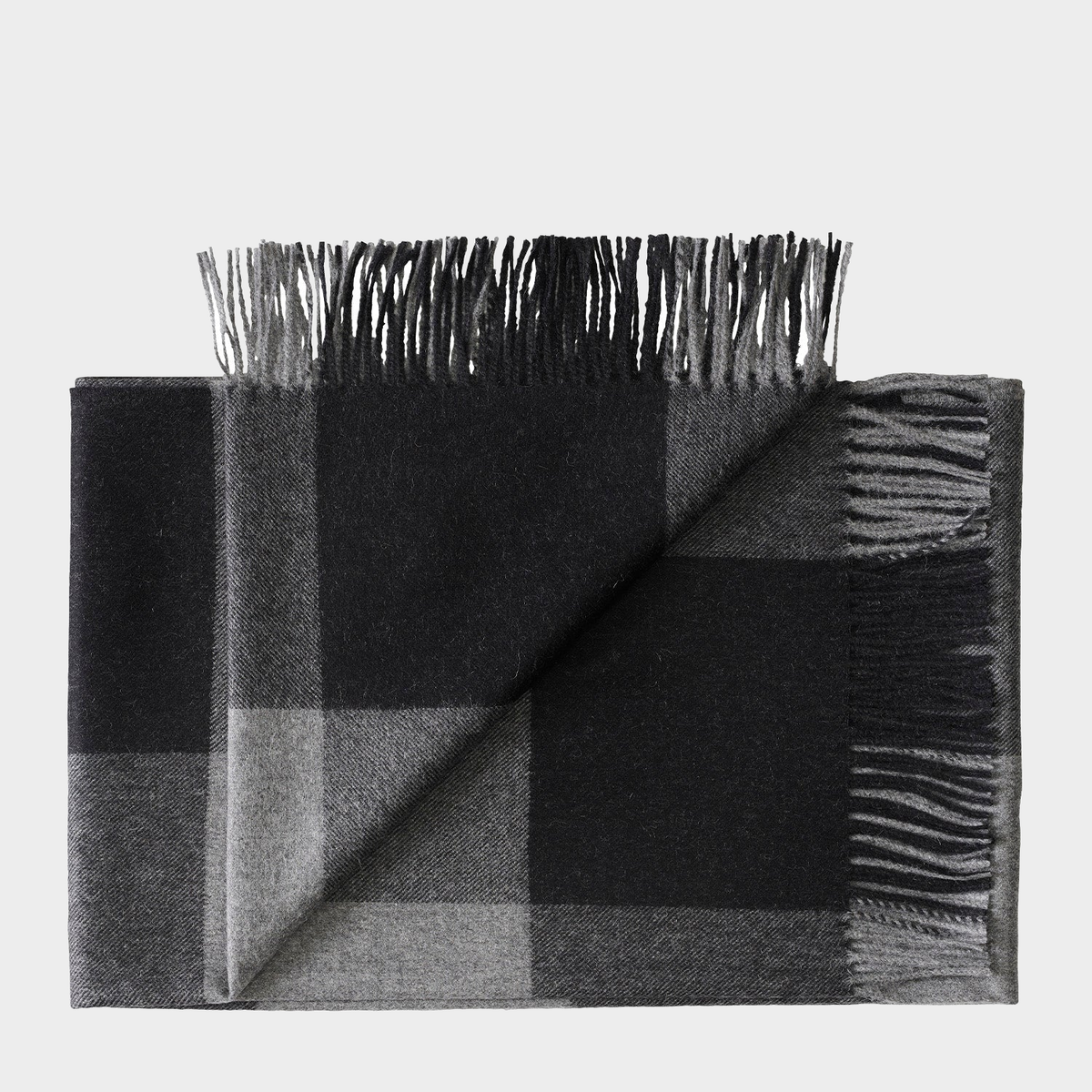 Caracas Throw in Black, view 2