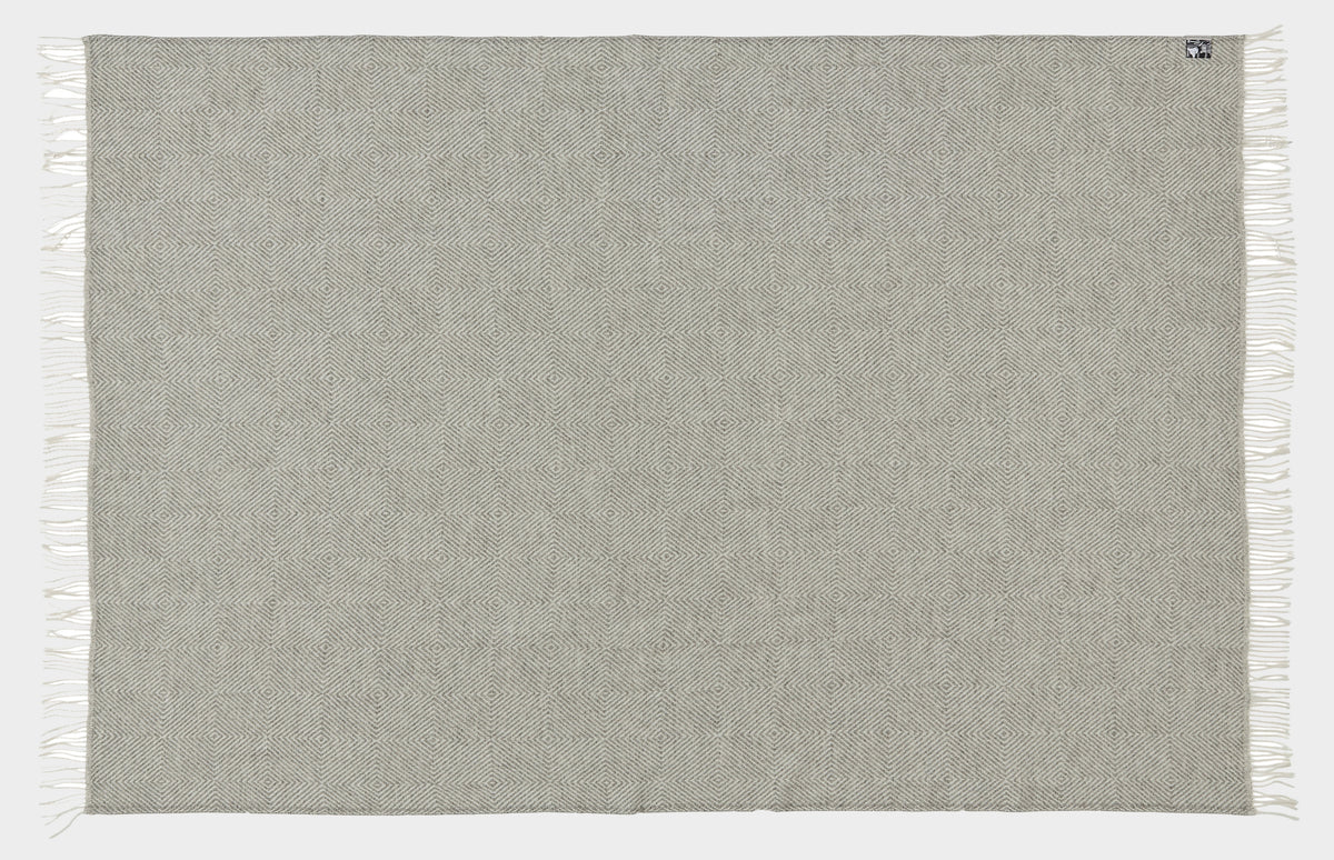 Fanø Throw in Light Nordic Grey, view 3