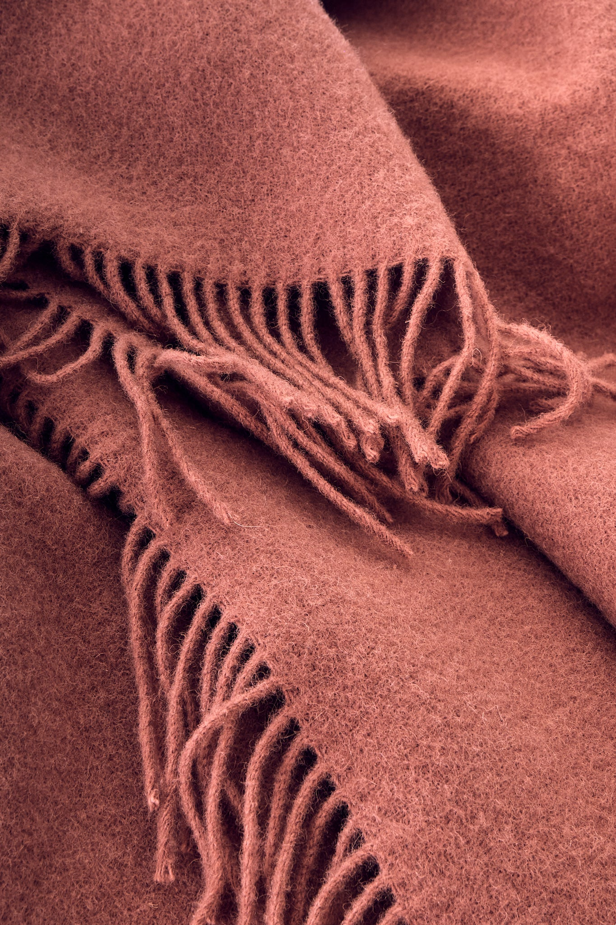 Season Throw in Rosewood, view 2