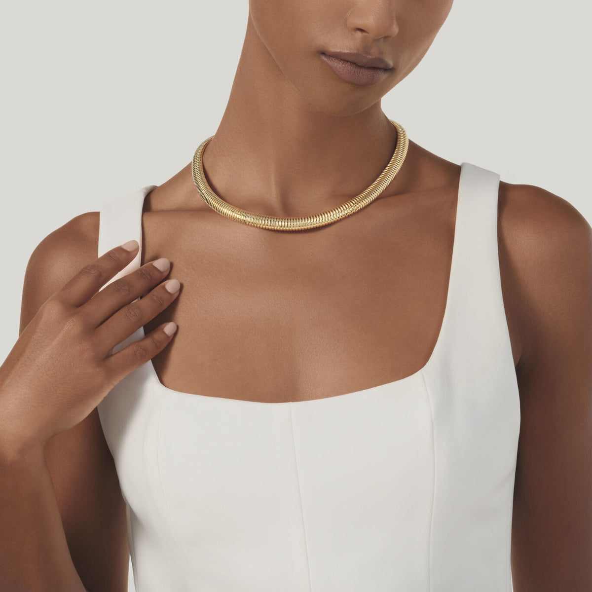 Line Tubogas Collar Necklace in Gold-plated silver, view 2
