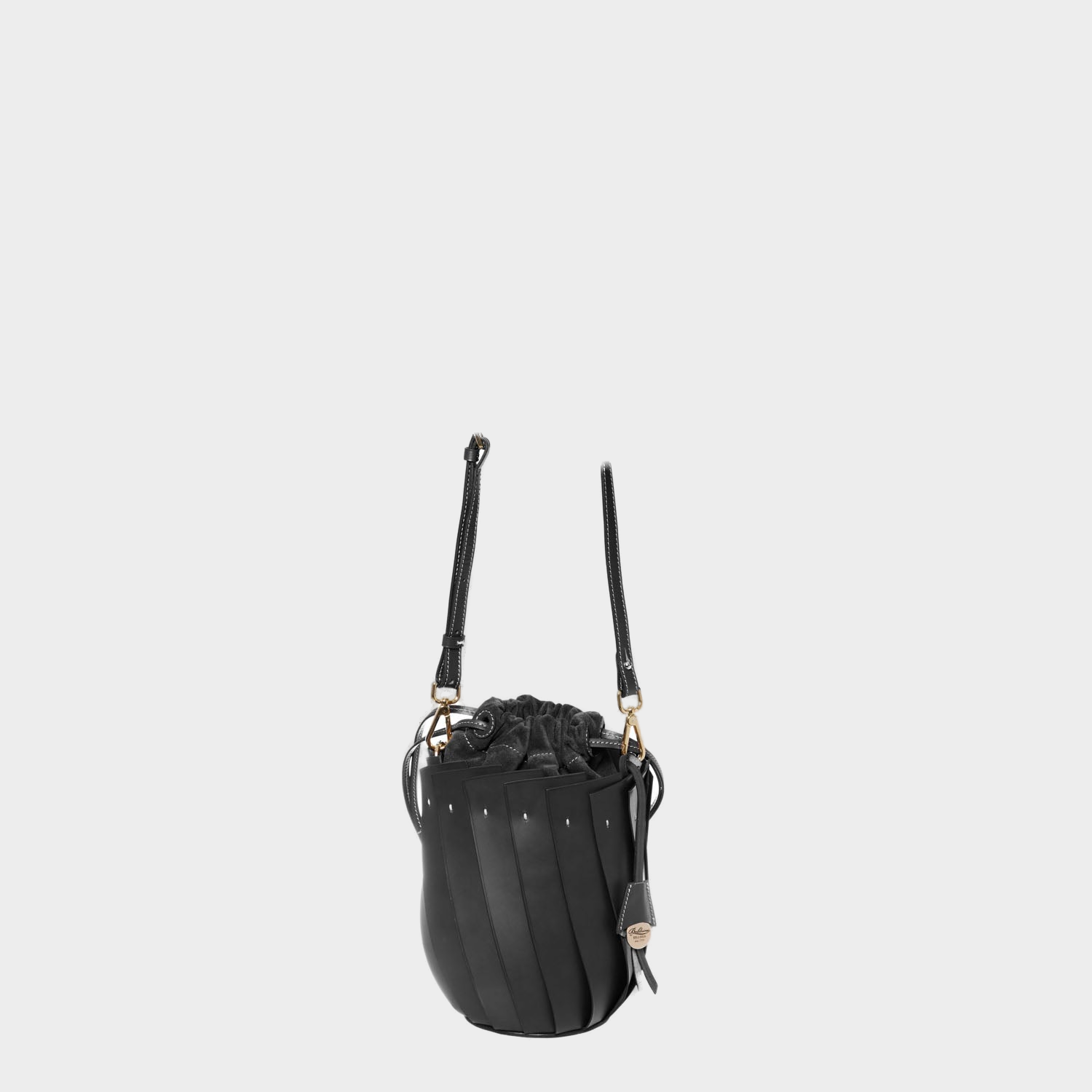 Arc Leather Bucket Bag — Black
